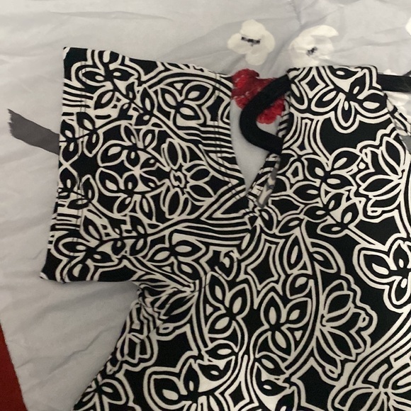 Rafaella Cold Shoulder Keyhole Blouse - Picture 10 of 10